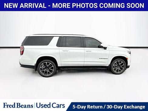 Used 2023 Chevrolet Suburban RST w/ Sport Performance Package AWD/4WD image 9