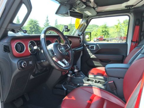 Used 2023 Jeep Wrangler Unlimited Rubicon 392 AWD/4WD image 27