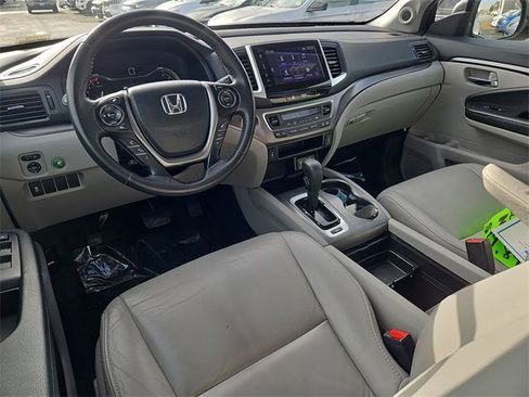 Used 2017 Honda Pilot EX-L image 11