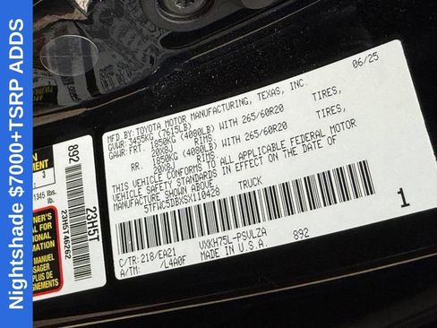 Used 2025 Toyota Tundra Limited AWD/4WD image 31