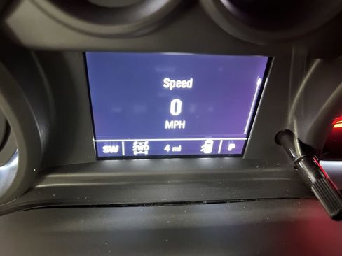 Used 2023 Chevrolet Silverado 1500 Custom image 12