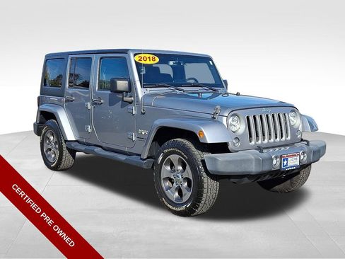 Used 2018 Jeep Wrangler Unlimited Sahara image 1