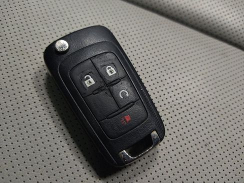 Used 2015 GMC Terrain SLT w/ Safety Package FWD image 32