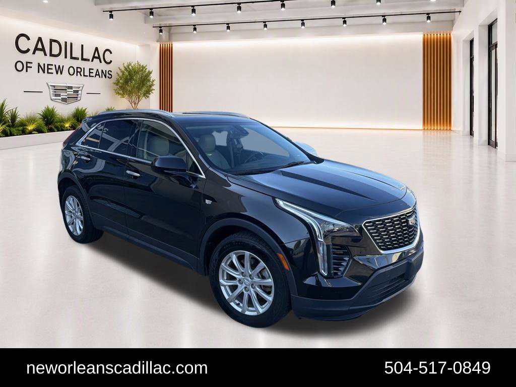 Used 2019 Cadillac XT4 Luxury w/ Cold Weather Package AWD/4WD image 1