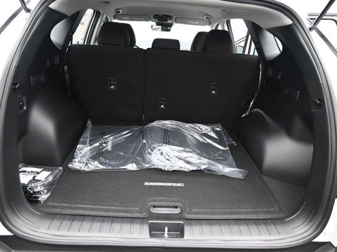 New 2026 Hyundai Tucson SE image 13