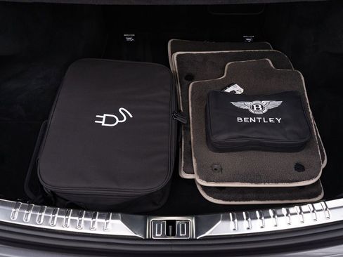 Certified 2023 Bentley Flying Spur Plug-In Hybrid AWD/4WD image 48