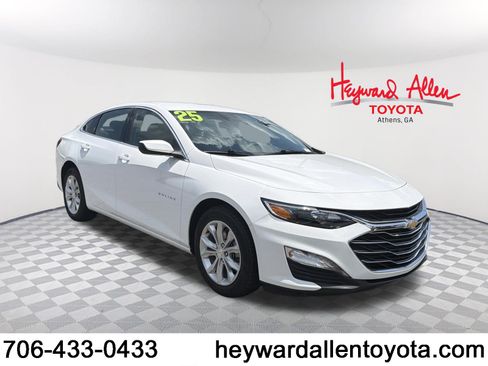 Used 2025 Chevrolet Malibu LT FWD image 1