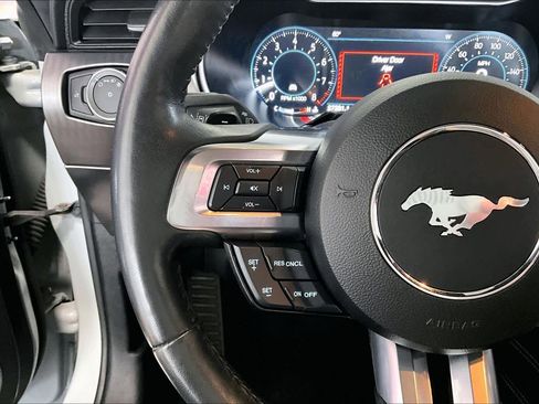 Used 2021 Ford Mustang Mach 1 w/ Mach 1 Handling Package RWD image 21