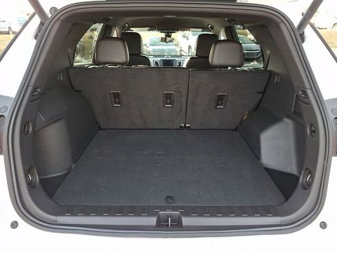 Certified 2024 Chevrolet Equinox RS image 28