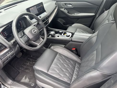 Used 2026 Nissan Rogue Platinum w/ Platinum Premium Package AWD/4WD image 10