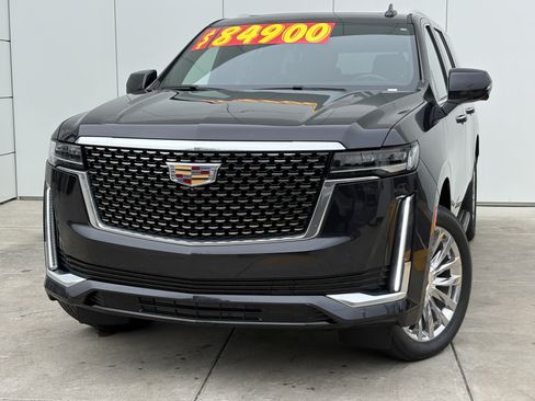 Certified 2024 Cadillac Escalade ESV Premium Luxury AWD/4WD image 1