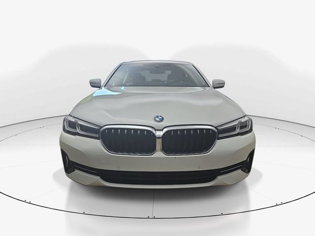 Used 2023 BMW 530i xDrive w/ Premium Package AWD/4WD image 9