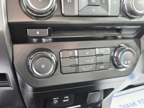 Used 2015 Ford F150 XLT w/ Trailer Tow Package image 18