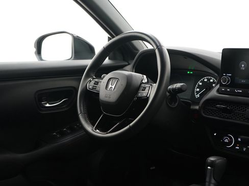 Used 2024 Honda HR-V Sport image 12