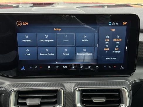 Used 2025 Ford Mustang Premium RWD image 17