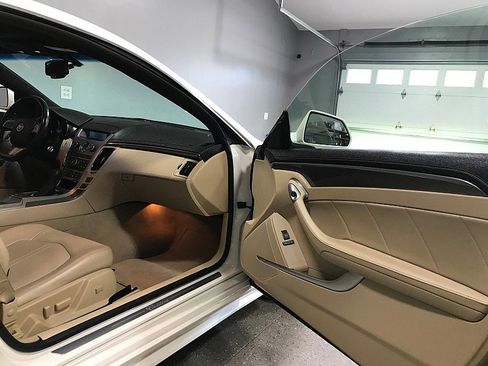 Used 2012 Cadillac CTS Performance image 12