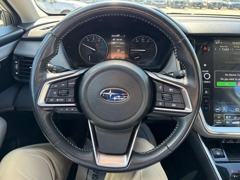 Used 2023 Subaru Outback Premium image 17