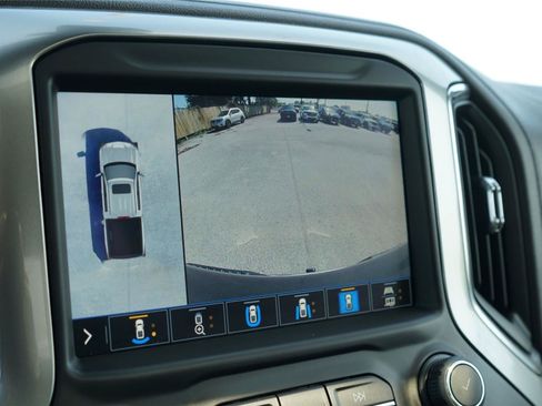 Used 2020 Chevrolet Silverado 1500 LTZ w/ LTZ Premium Package AWD/4WD image 12