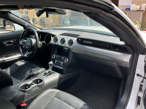 Used 2023 Ford Mustang Premium image 16