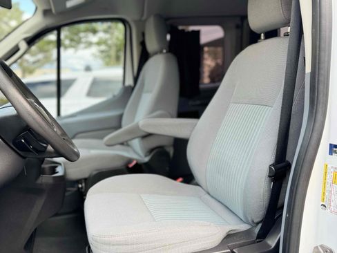 Used 2016 Ford Transit 350 XLT image 5