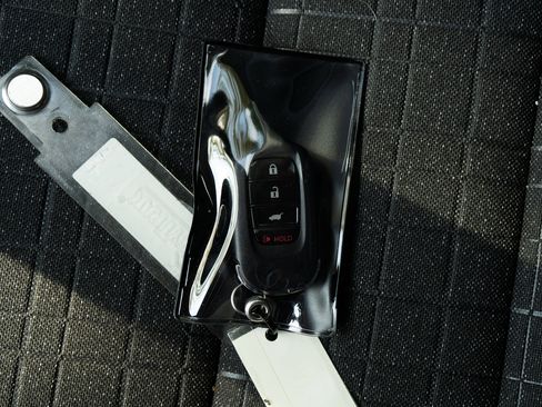 Certified 2026 Honda HR-V LX image 44