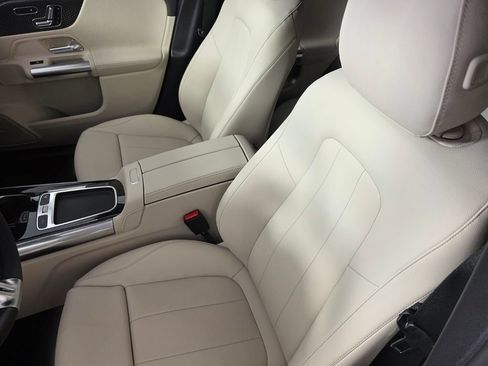 New 2026 Mercedes-Benz GLA 250 4MATIC image 8