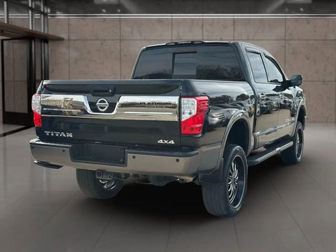 Used 2018 Nissan Titan Platinum Reserve w/ Platinum Utility Package image 16