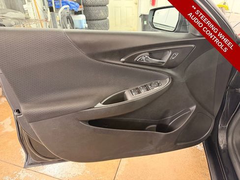 Used 2024 Chevrolet Malibu LT image 12