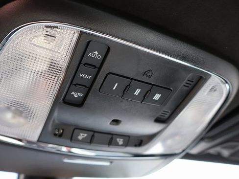 Used 2023 Dodge Charger SRT Hellcat w/ Harman/Kardon Audio Group image 30