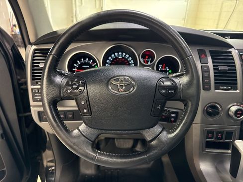 Used 2011 Toyota Sequoia Limited image 11