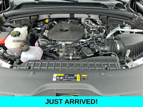 Used 2026 Jeep Grand Cherokee Altitude AWD/4WD image 27