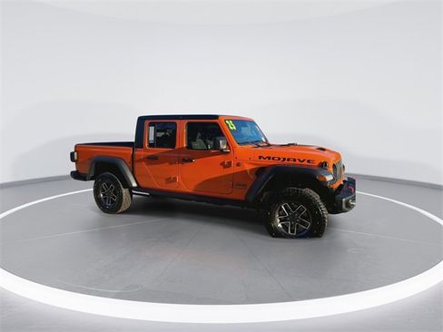 Used 2025 Jeep Gladiator Mojave w/ Steel Bumper Group image 9