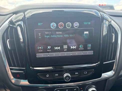 Used 2019 Chevrolet Traverse LT w/ LPO, Blackout Package AWD/4WD image 25
