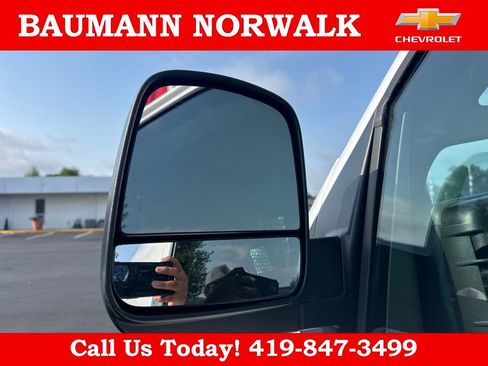 Used 2025 Chevrolet Express 2500 w/ Driver Convenience Package RWD image 12