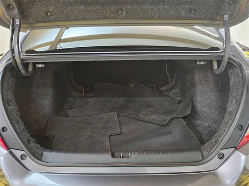 Used 2018 Honda Civic EX image 14