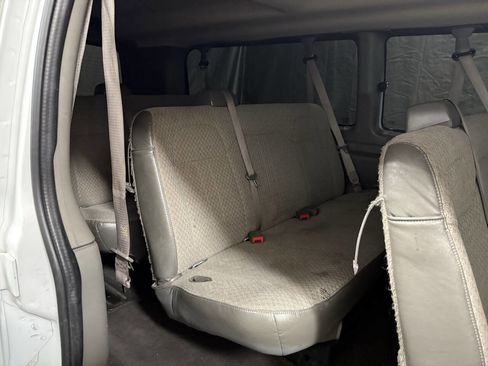 Used 2020 Chevrolet Express 3500 LT w/ LT Preferred Equipment Group image 13