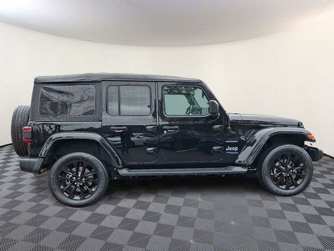 Used 2021 Jeep Wrangler Unlimited Sahara image 8