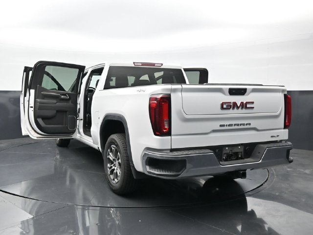 Used 2025 GMC Sierra 1500 SLT AWD/4WD image 52