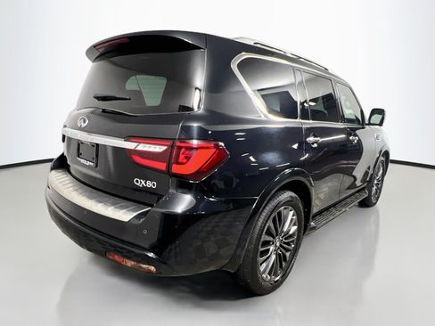 Used 2023 INFINITI QX80 Sensory w/ All-Season Package AWD/4WD image 4