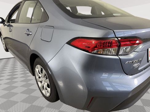 Used 2024 Toyota Corolla LE image 25