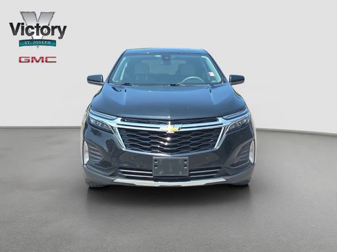 Used 2022 Chevrolet Equinox LT FWD image 2