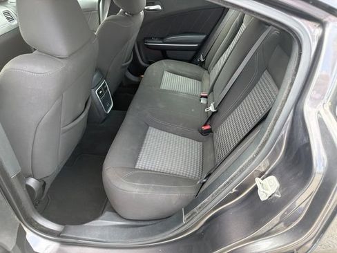Used 2023 Dodge Charger SXT RWD image 6