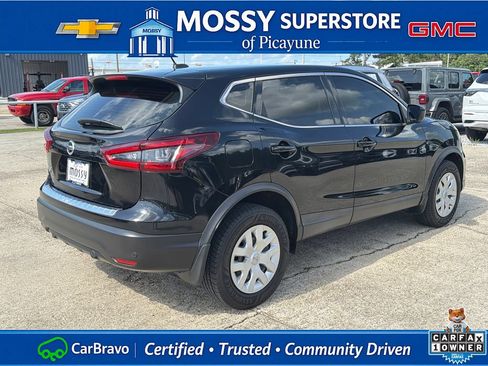 Certified 2020 Nissan Rogue Sport S FWD image 6