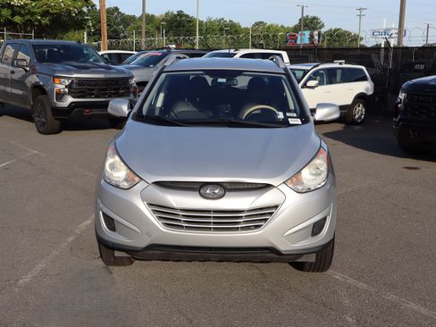 Used 2011 Hyundai Tucson GLS FWD image 16
