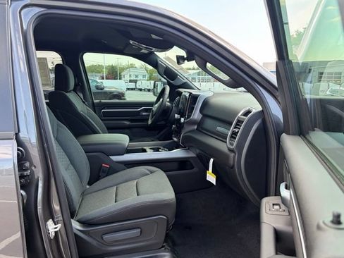 New 2026 RAM 1500 Big Horn AWD/4WD image 28