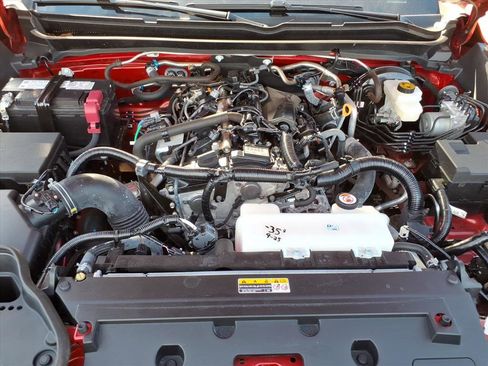 Used 2024 Toyota Tacoma TRD Off-Road image 13