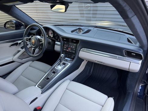 Used 2019 Porsche 911 Carrera S RWD image 23