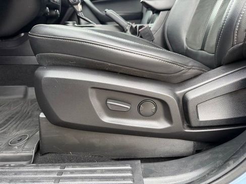 Used 2023 Ford Ranger Lariat w/ Tremor Off-Road Package AWD/4WD image 9