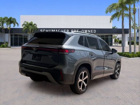 Used 2025 Volkswagen Tiguan SE w/ Panoramic Sunroof Package AWD/4WD image 7