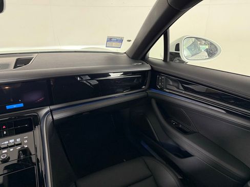 New 2025 Porsche Panamera image 22